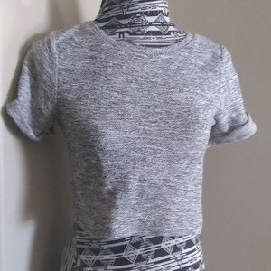 H&M Divided grey knit crop top